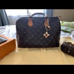 Louis Vuitton Speedy 30